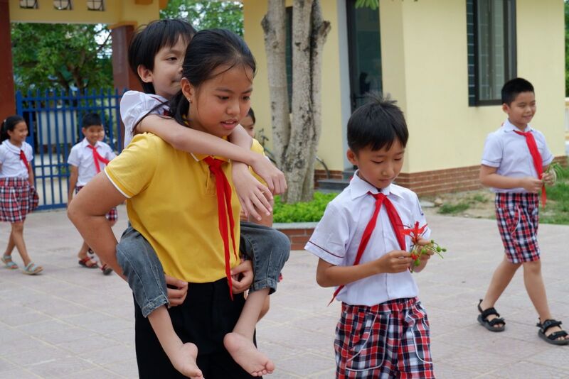 dạy kĩ năng sống cho trẻ